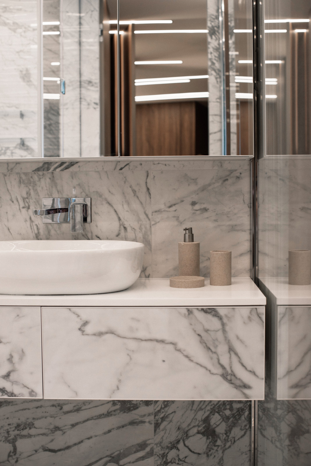 Literator - bathroom