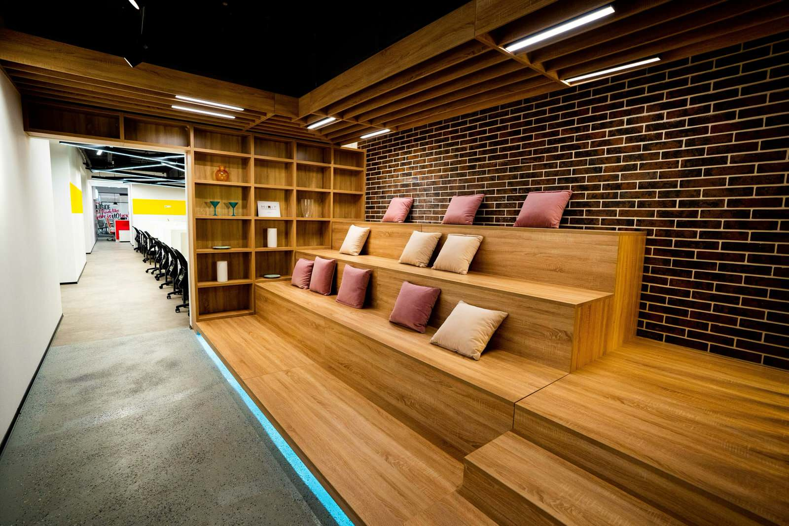 Компания ARTLIGHT