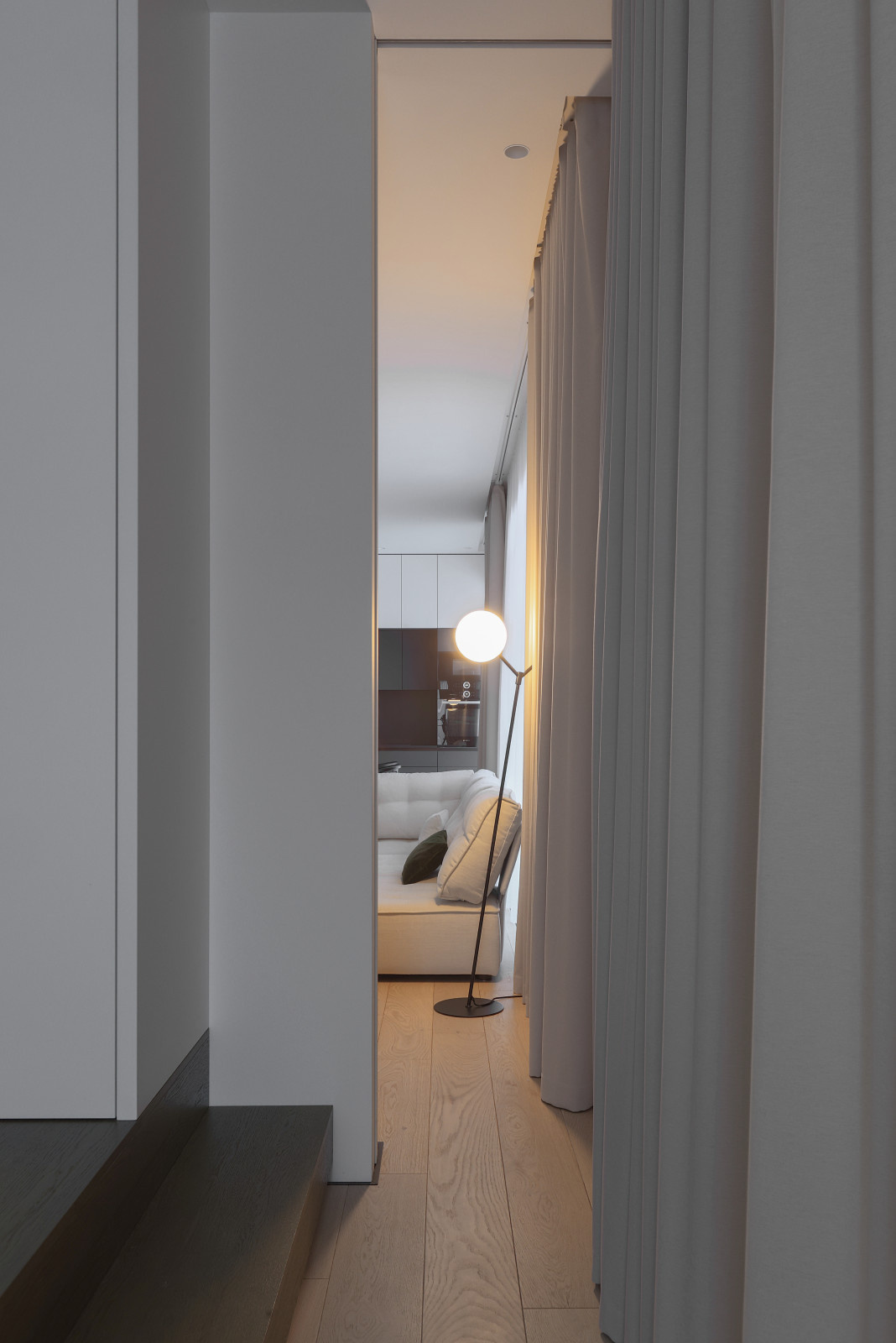 GREEN APARTMENT