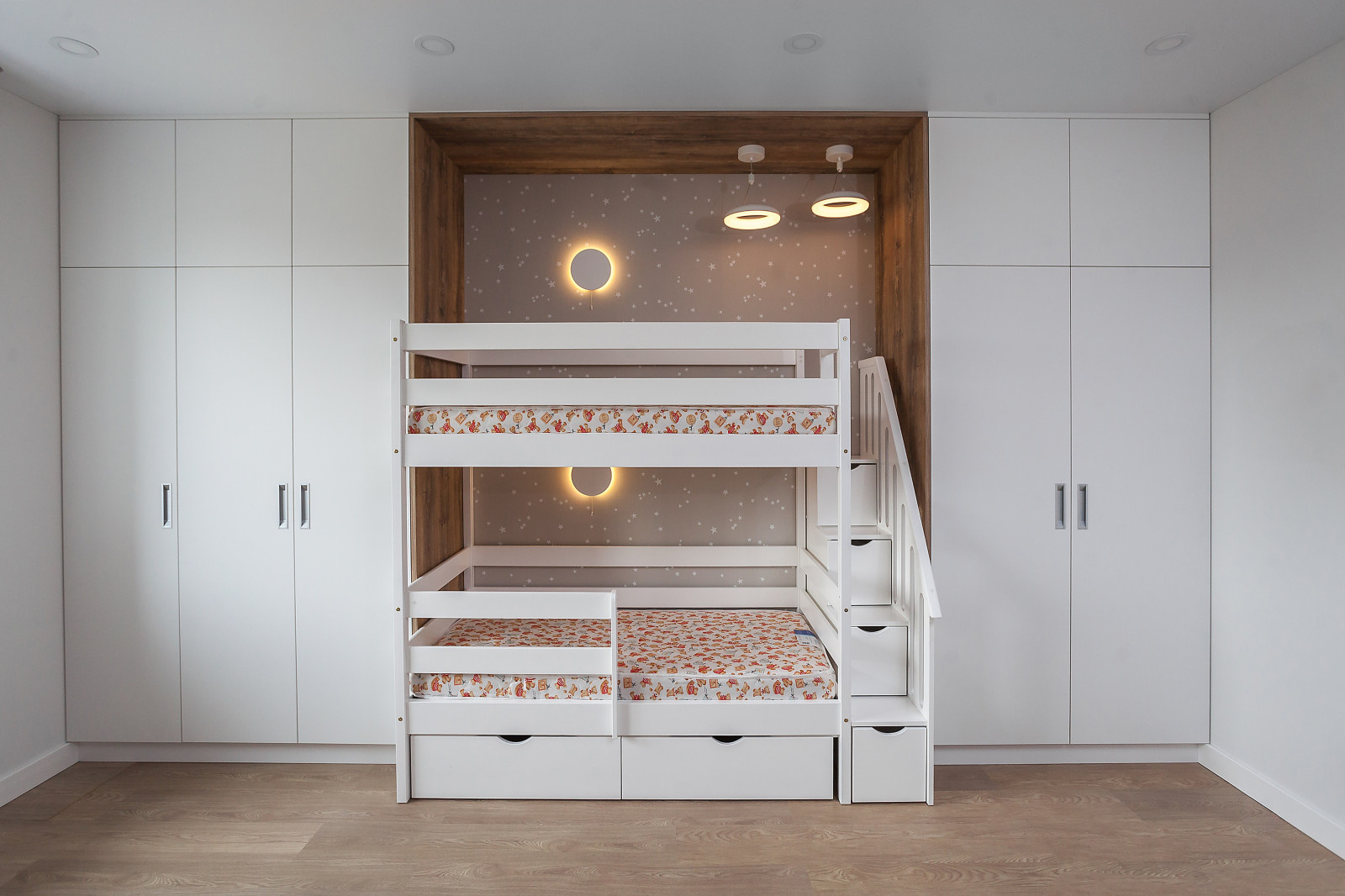 Kolontai - Children's room