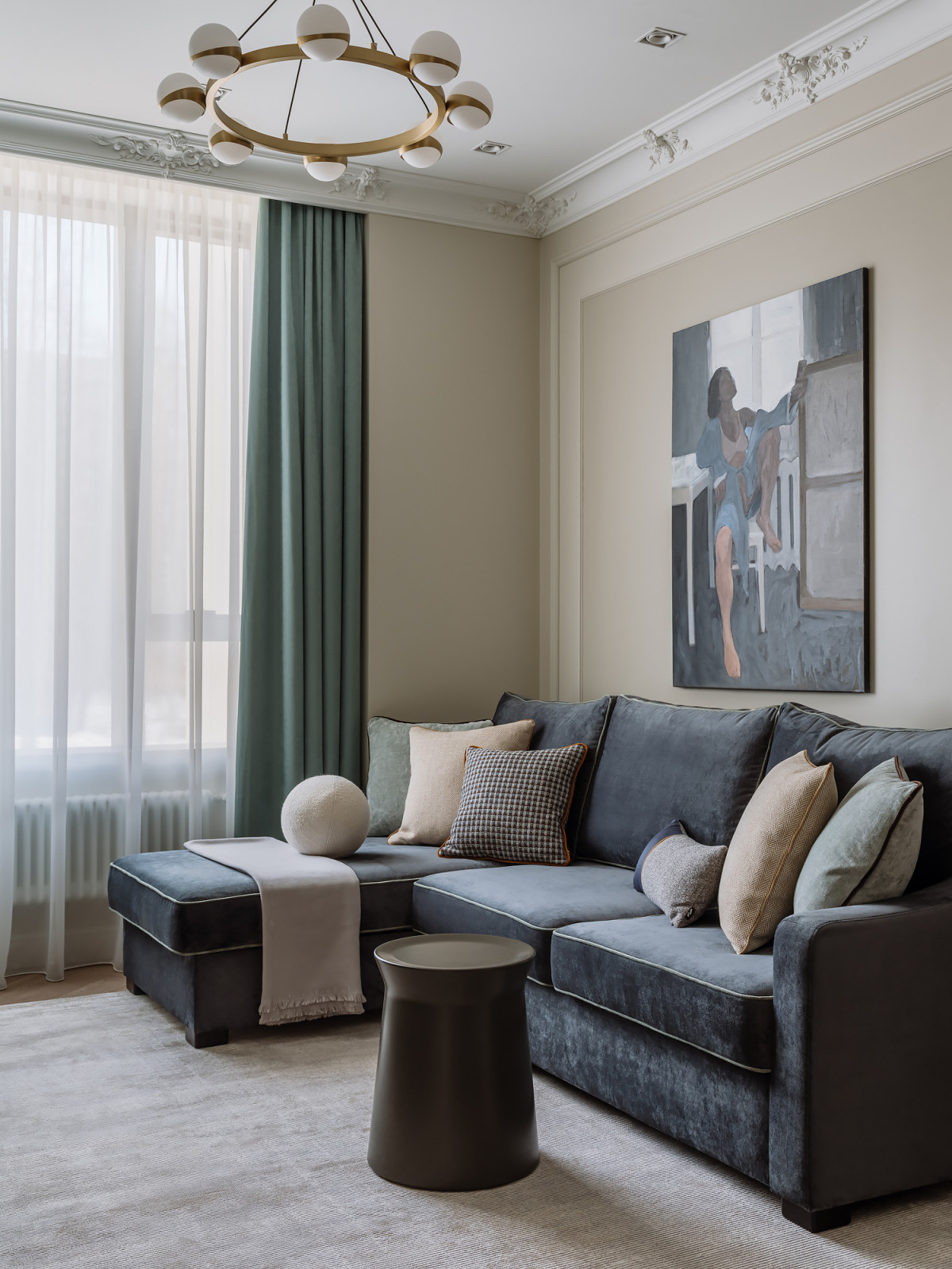 Houzz тур: Квартира в спокойных тонах с драматичной ванной