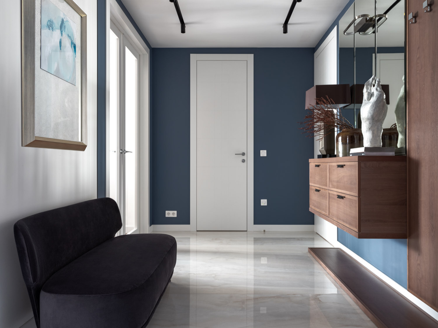 Барометр [май 2022]: прихожие и коридоры — 19 новых проектов