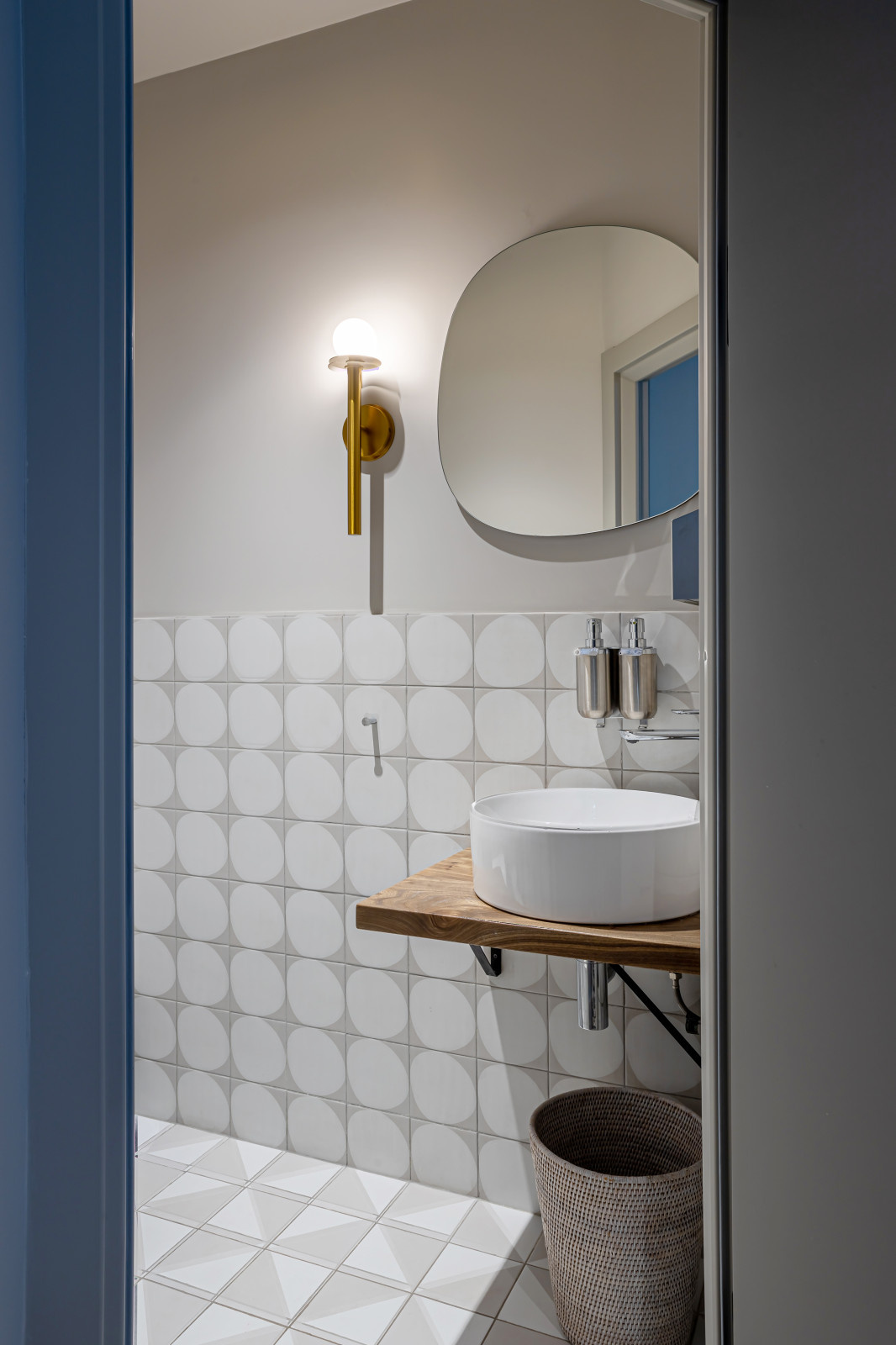 Барометр [июнь 2022]: ванные — 25 новых проектов