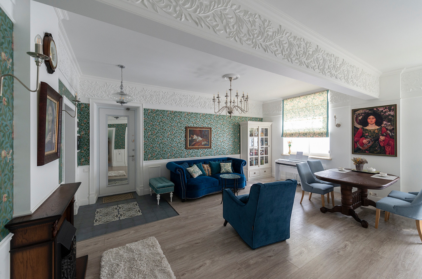 Pre-Raphaelite Appartment