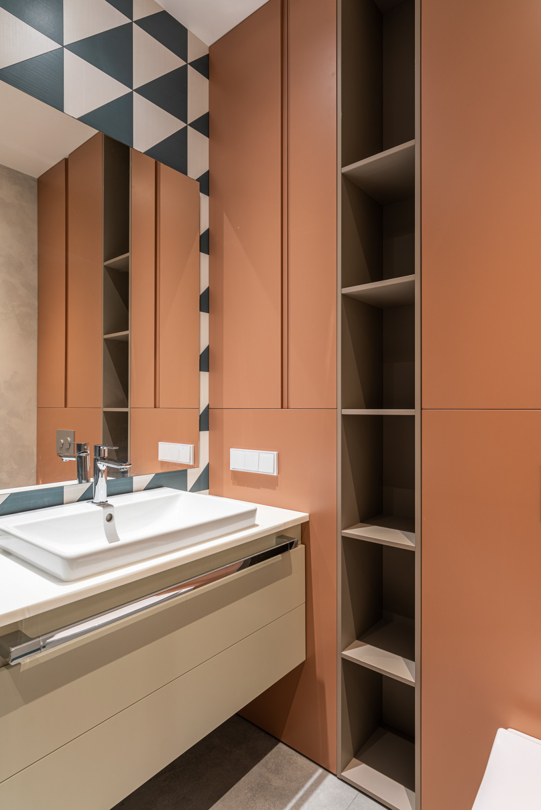 Барометр [июнь 2022]: ванные — 25 новых проектов