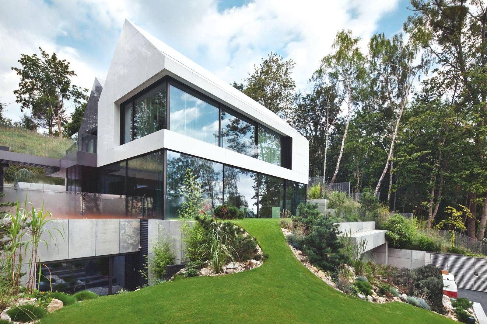 Фоновое изображение профиля Компания РЭЙ