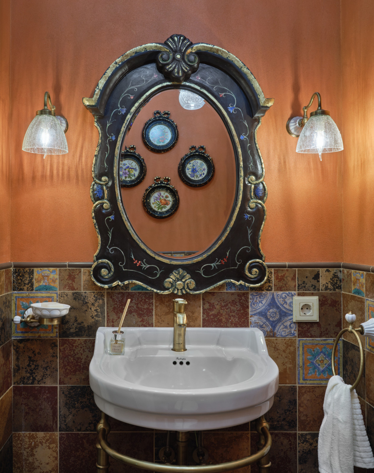 Барометр [июнь 2022]: ванные — 25 новых проектов