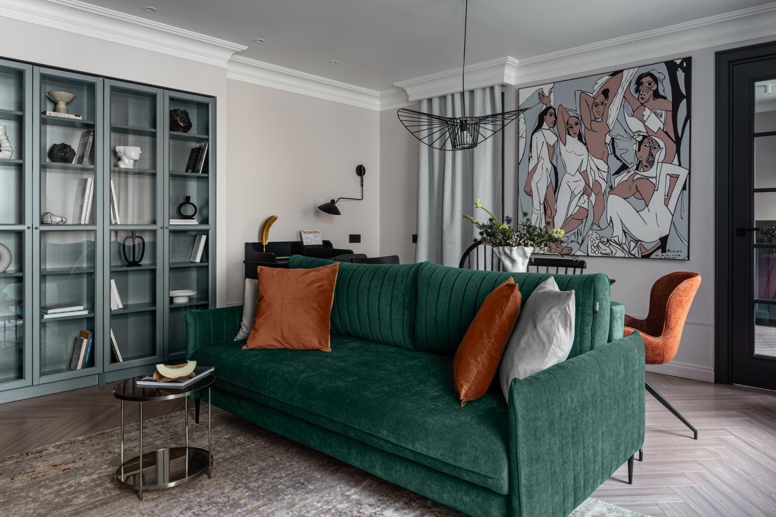 Houzz тур: 60 кв.м — инвестиционная квартира в сердце Петербурга