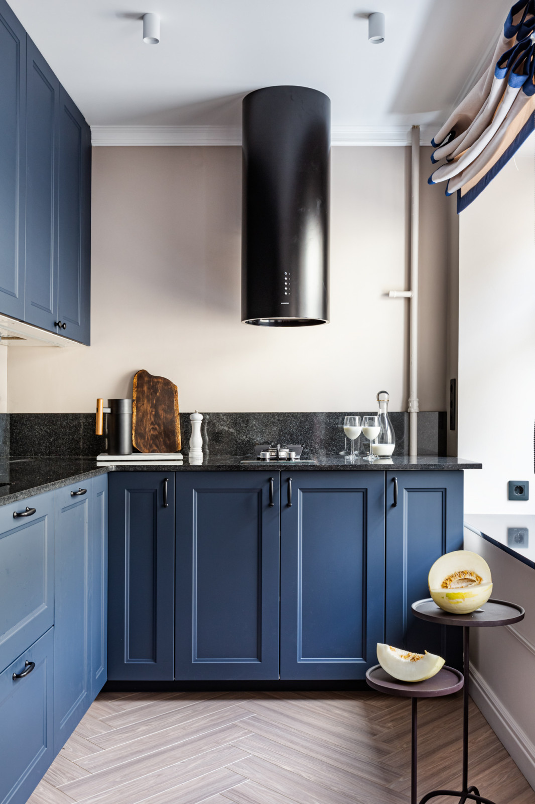 Houzz тур: 60 кв.м — инвестиционная квартира в сердце Петербурга