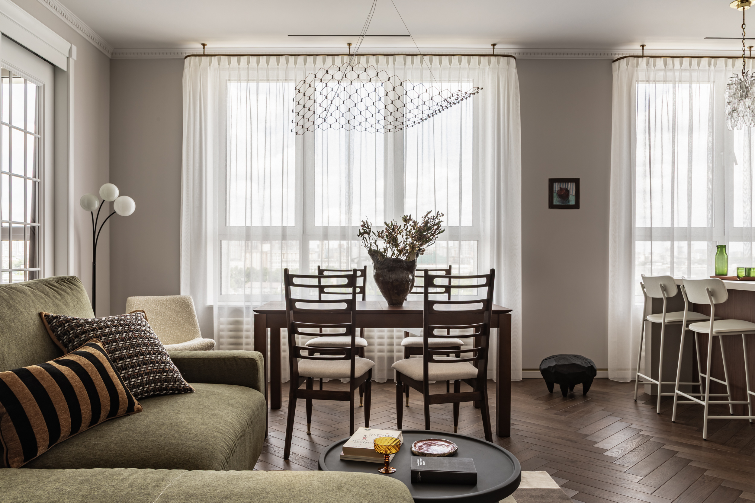 Вдохновленный кинематографом: проект, сотканный из "Цвета граната"