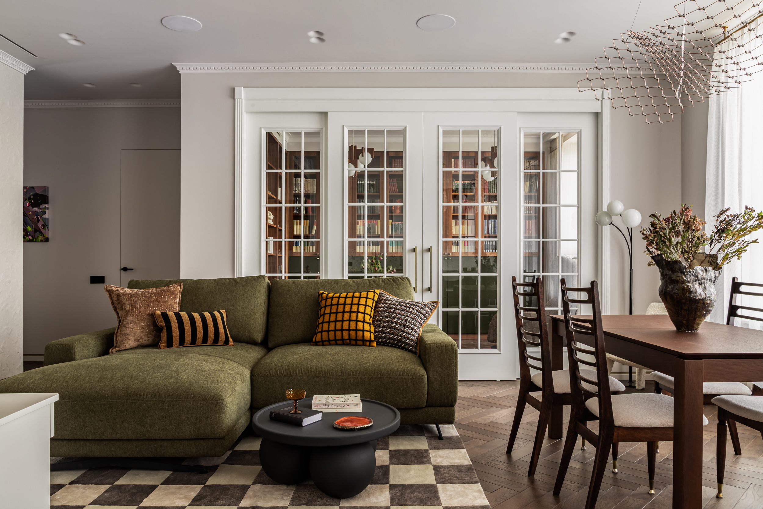 Вдохновленный кинематографом: проект, сотканный из "Цвета граната"