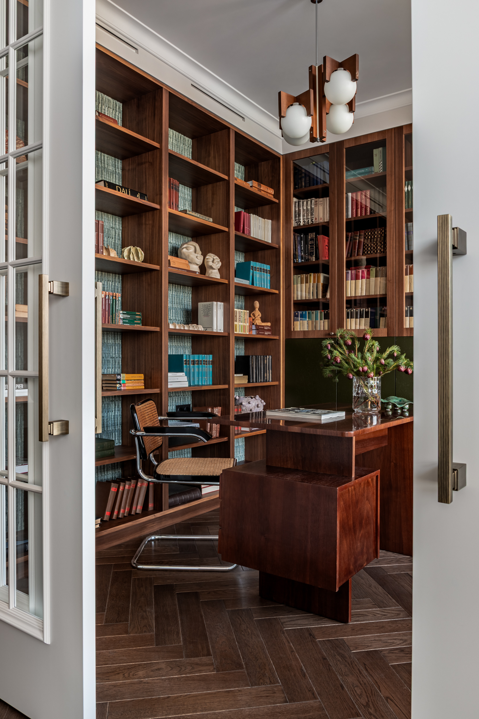 Вдохновленный кинематографом: проект, сотканный из "Цвета граната"