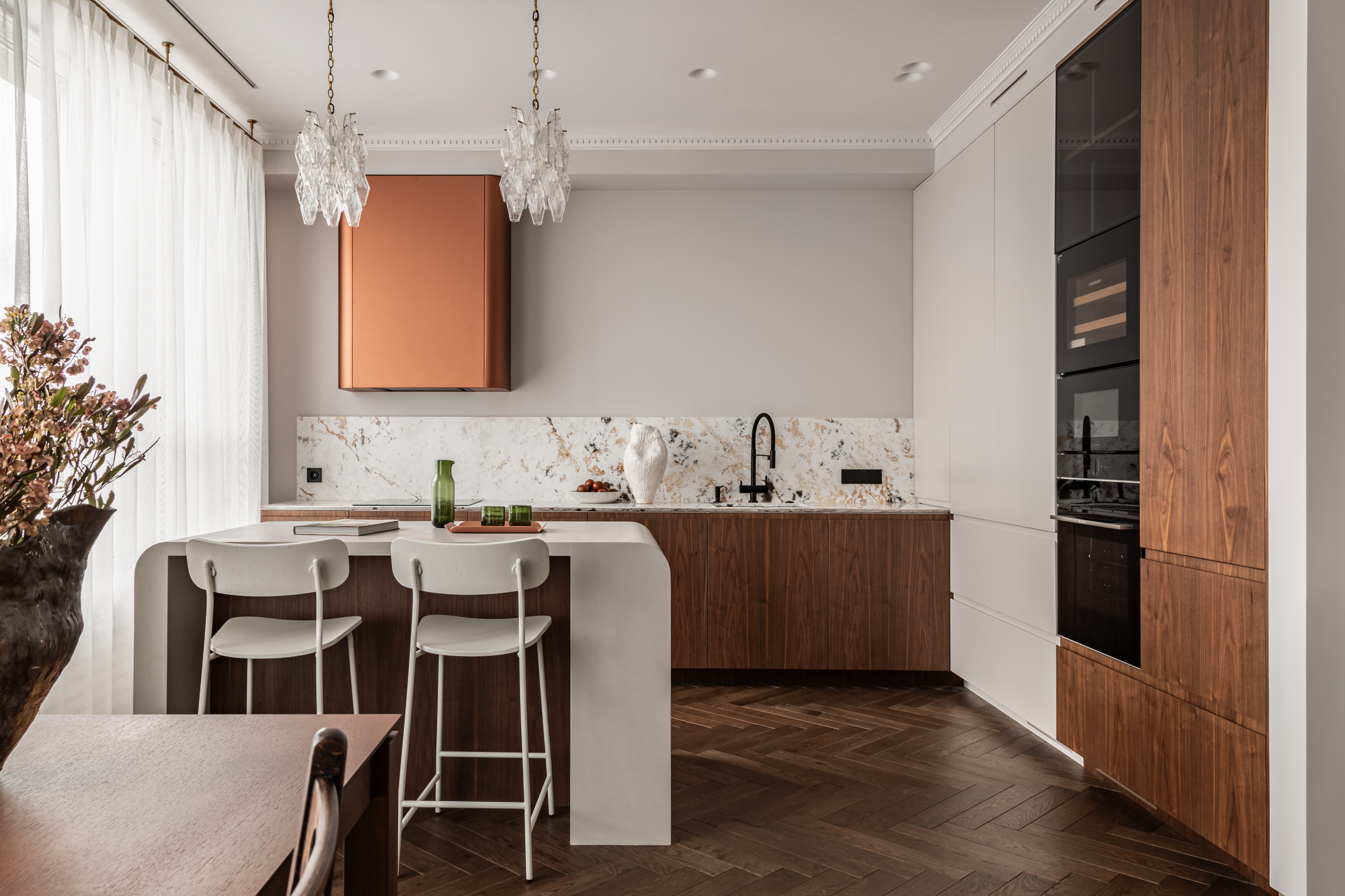 Вдохновленный кинематографом: проект, сотканный из "Цвета граната"