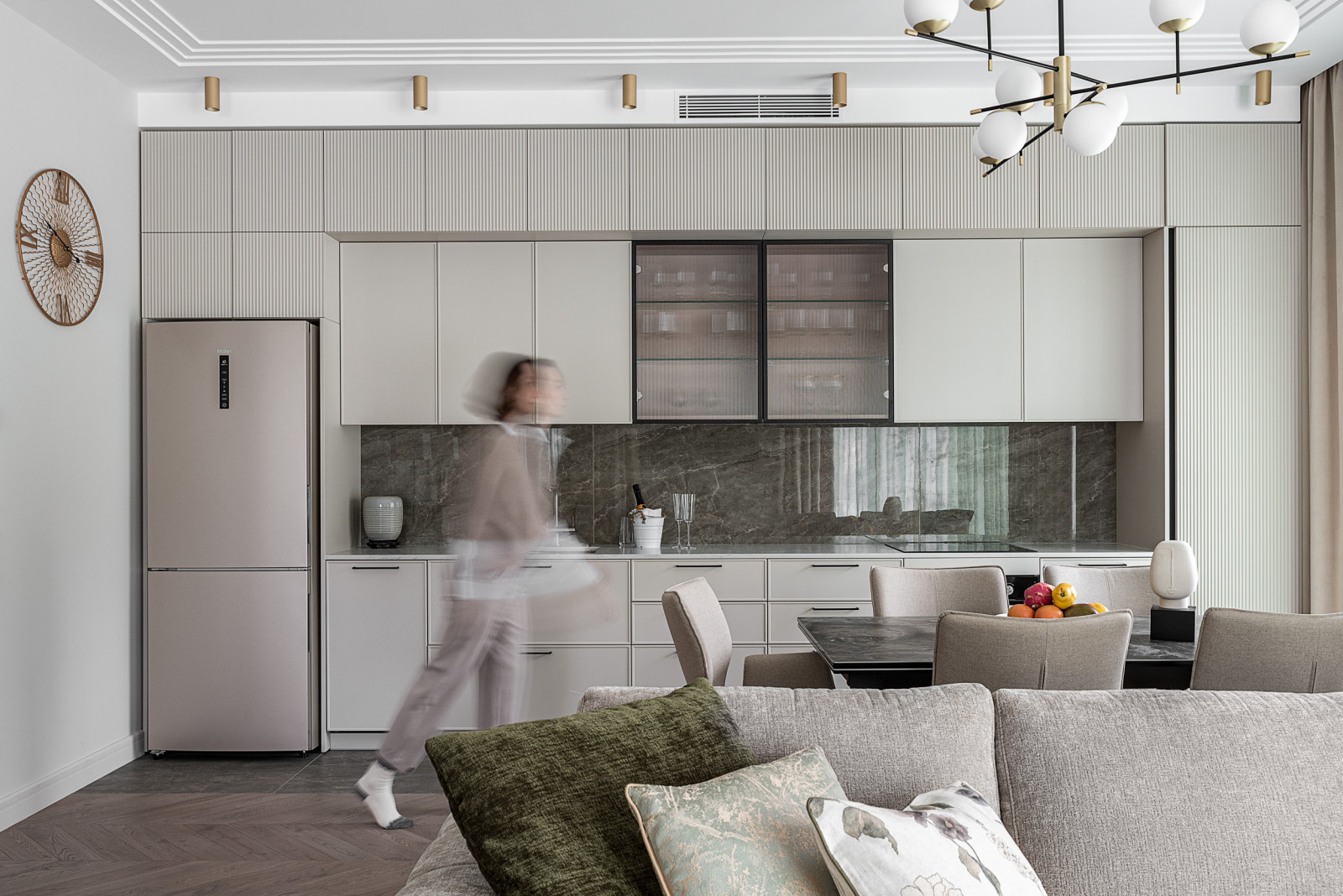 Барометр: 26 новых кухонь из проектов этого лета