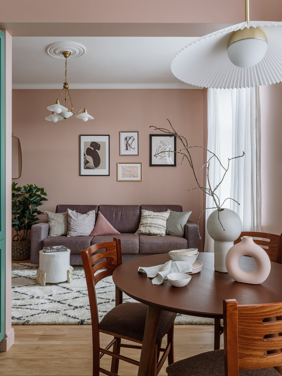 Кухня недели:  8 кв.м, где пришлось восстанавливать вентиляцию