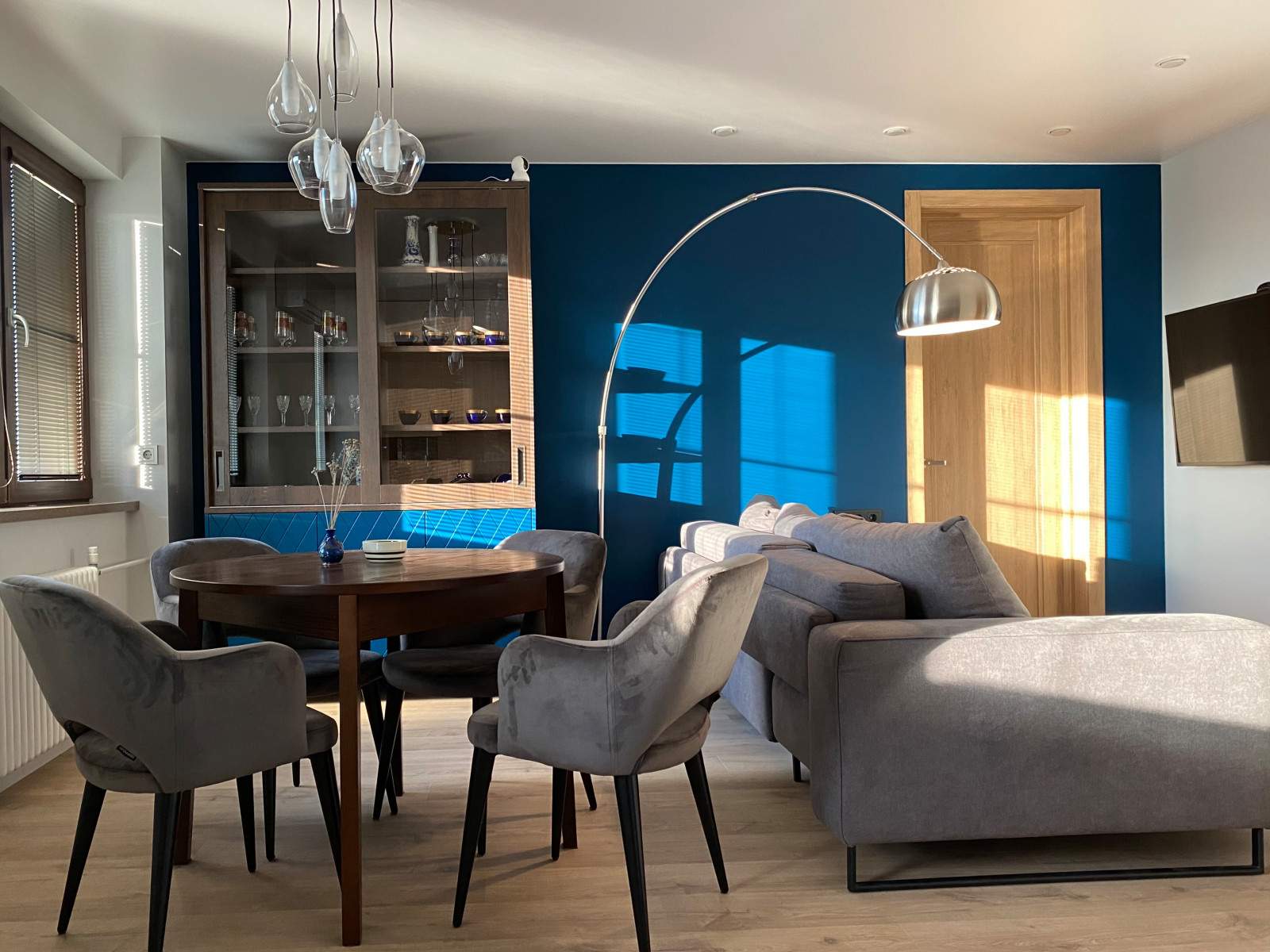 квартира на Никулинской 70 м2