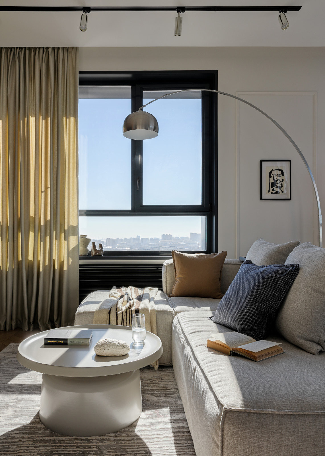 Обложка проекта: Stylish apartment with masterbedroom and home office