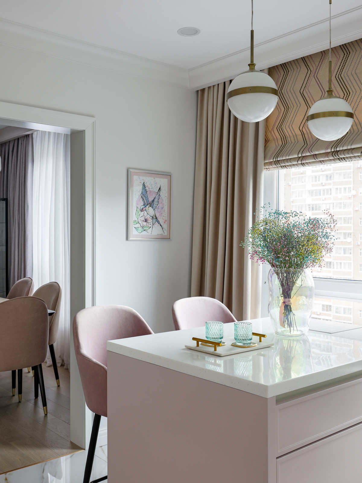 Houzz тур: Квартира с журавлями и экзотическими птицами