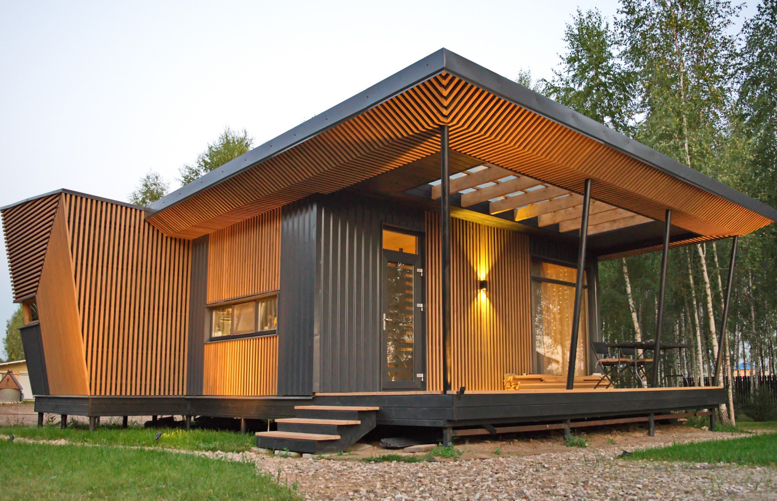 Selfy House [o]