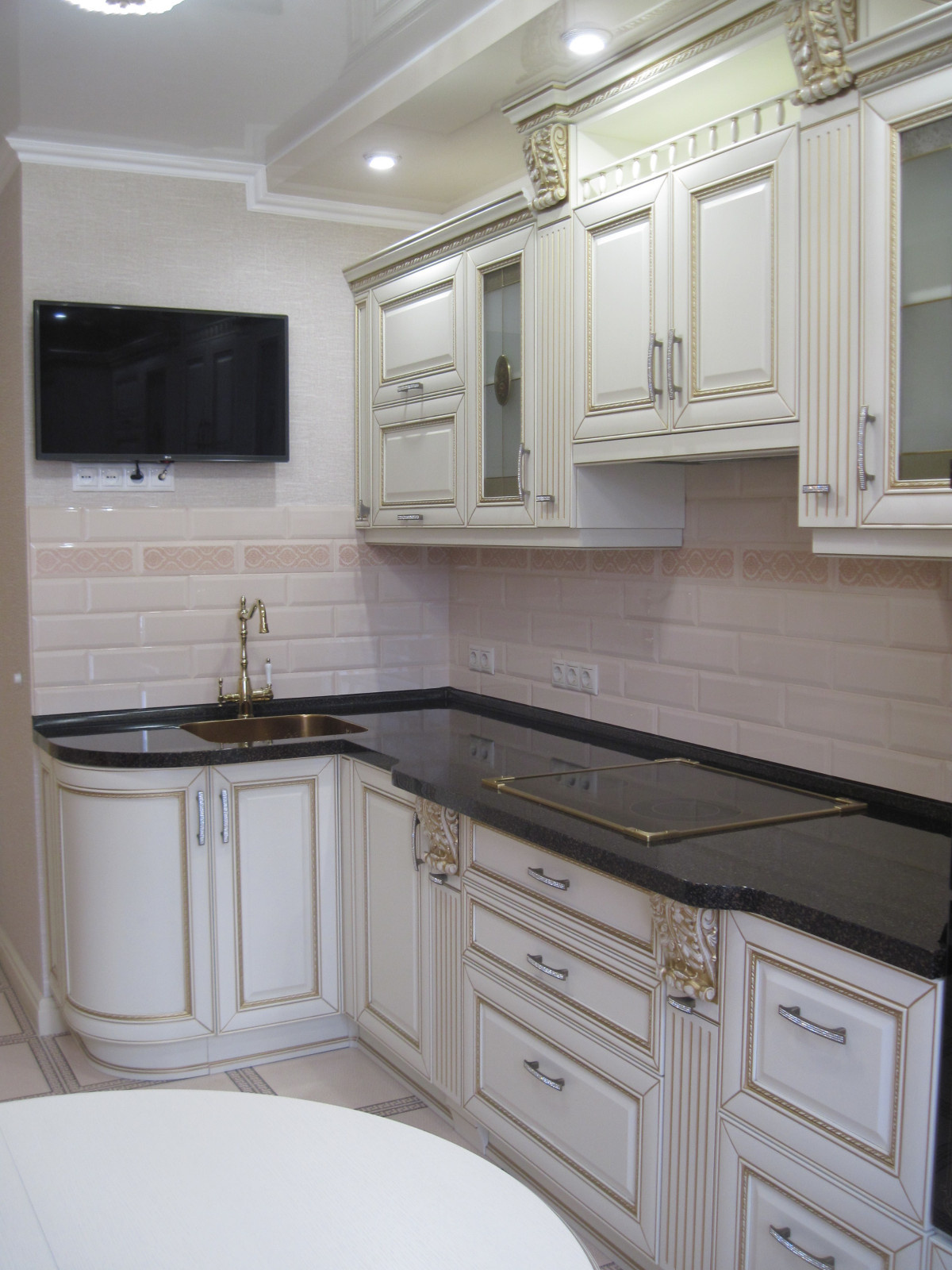 A N I M A - мебель / кухни на заказ