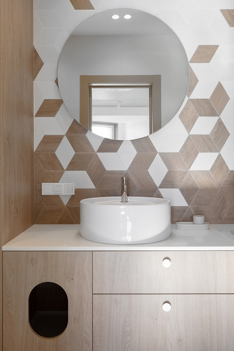 Diagonal apartment
