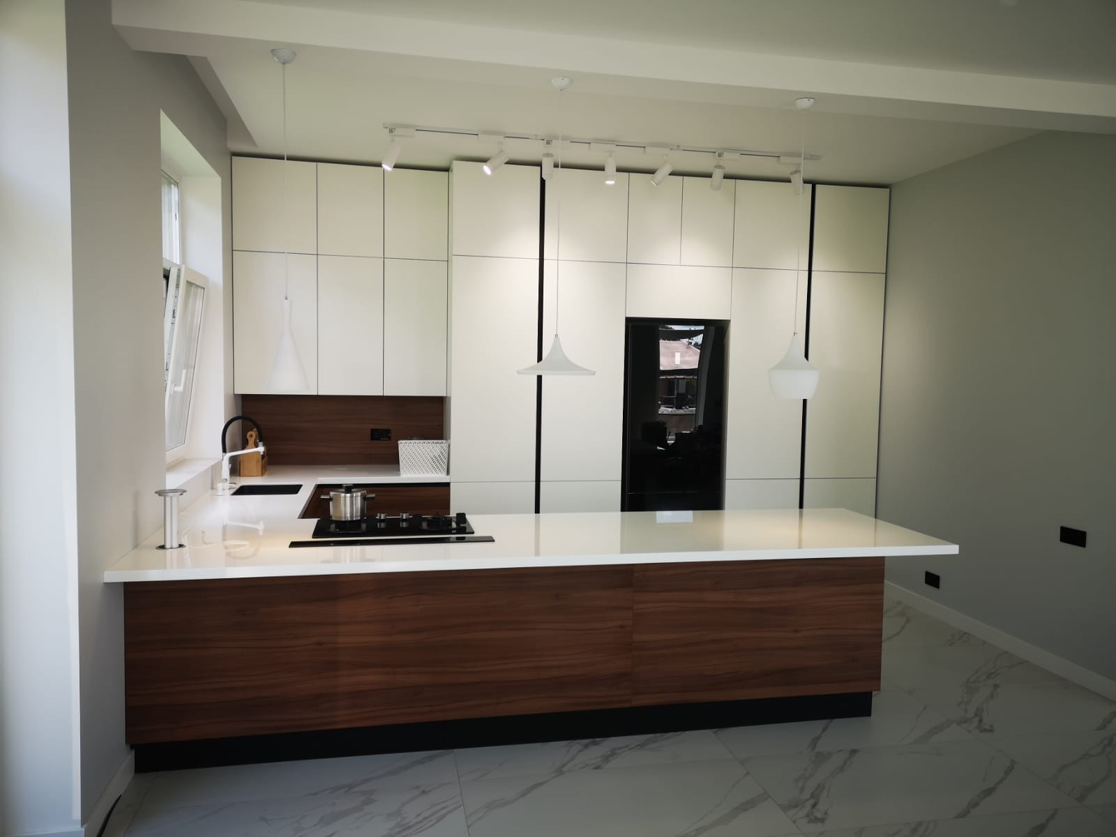 Кухни на заказ и другая корпусная мебель ZauberWald