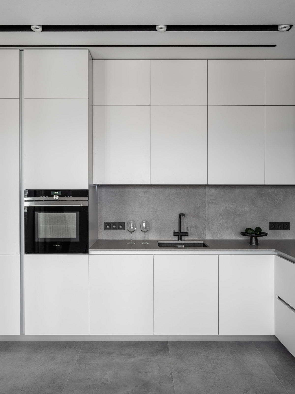 White Flat