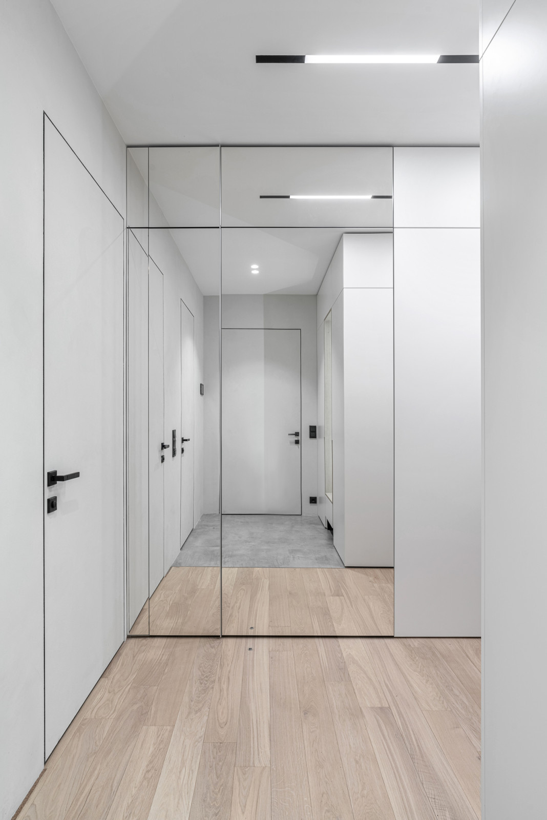White Flat