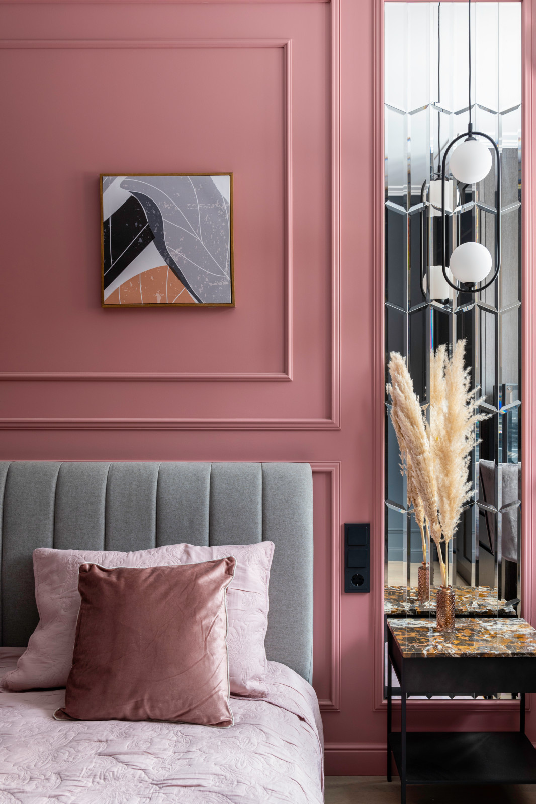 Квартира 44кв.м "В розовом цвете"