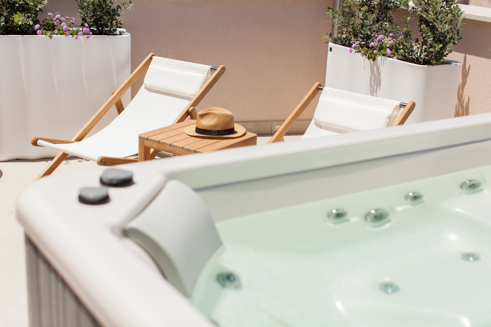 ApartHotels