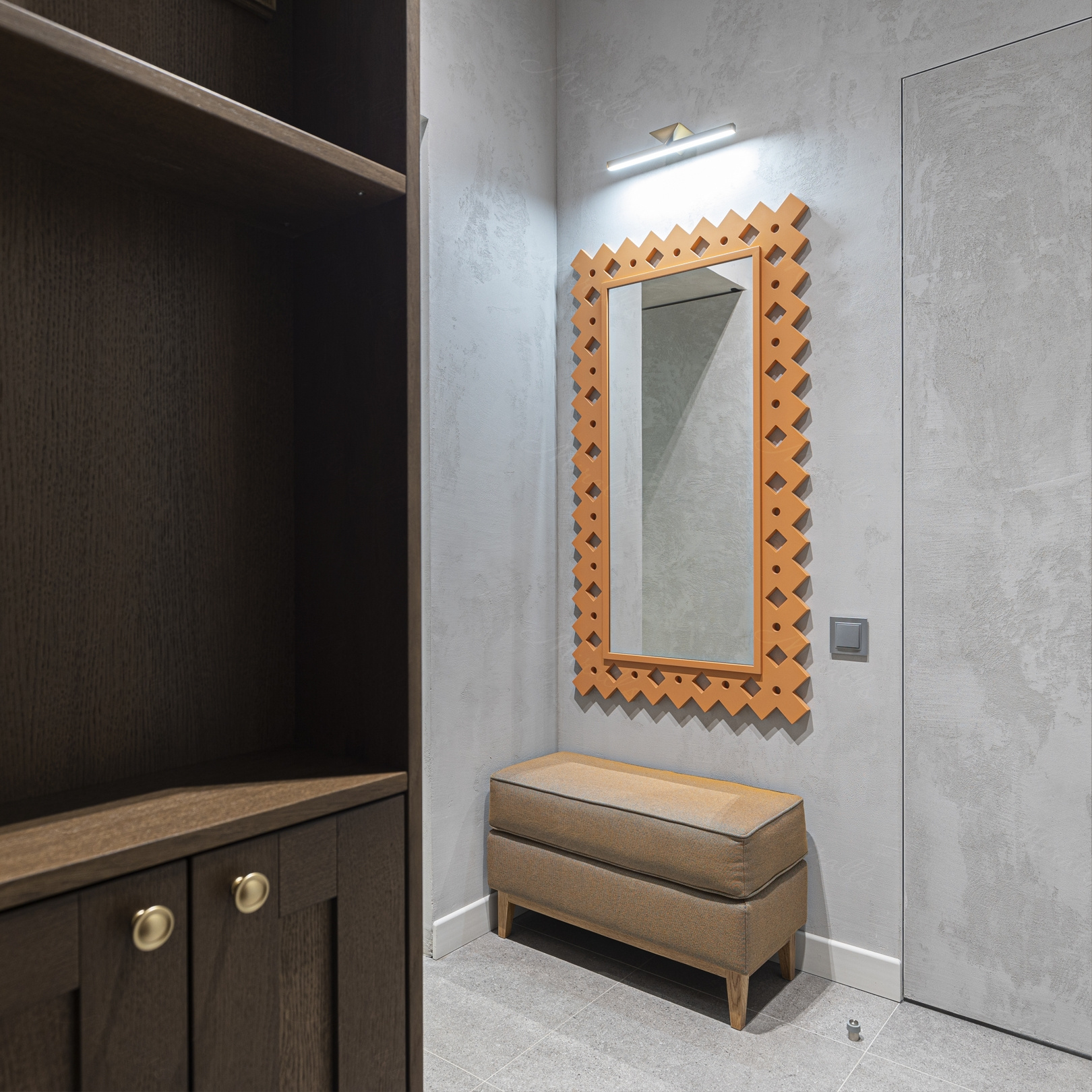 Зеркала Miralls в бутик-апарт-отеле OKNO. Дизайнер проекта: Юлия Гамидова