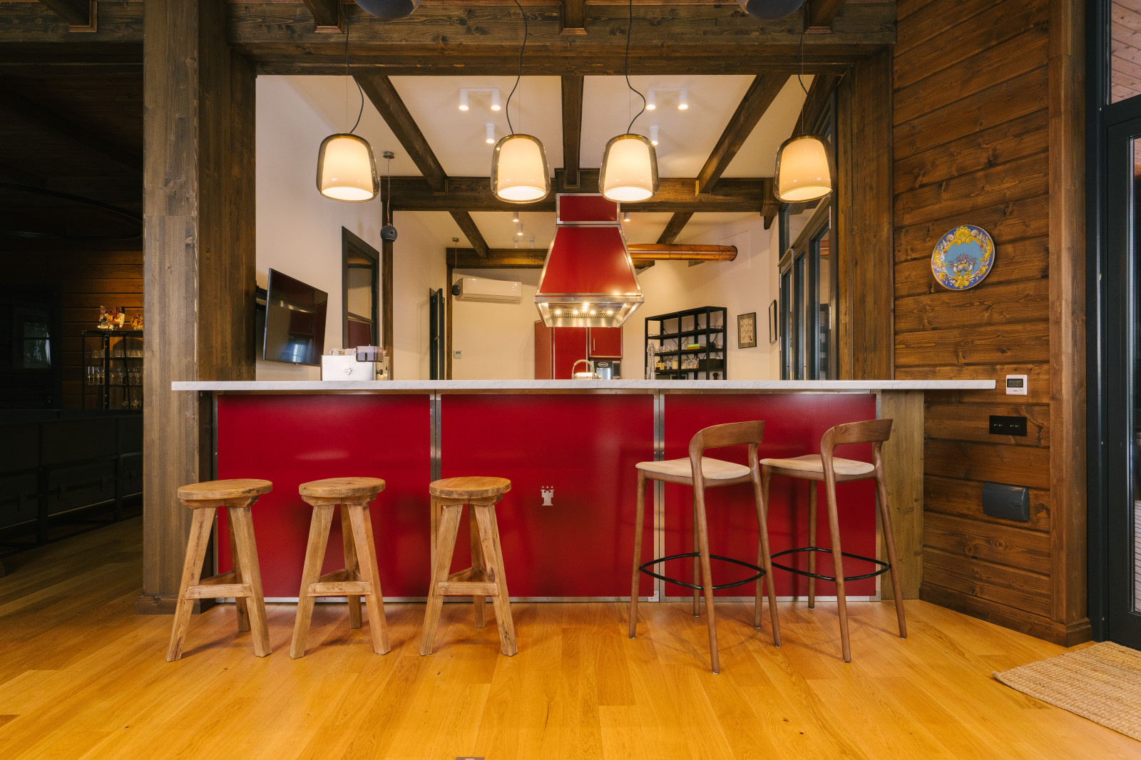 Фоновое изображение профиля Ingimadesgn