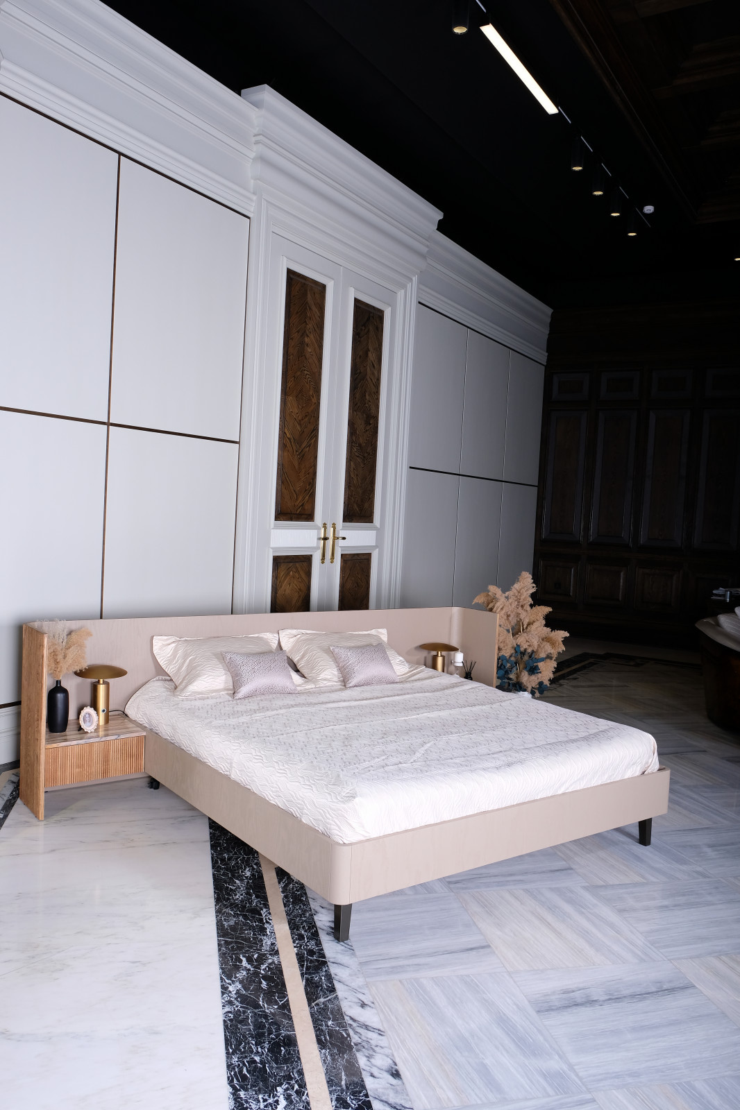 Кровать Briotti
