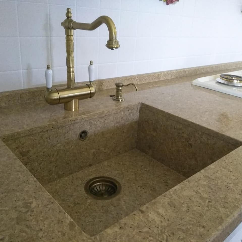 Мойки из кварцевого агломерата