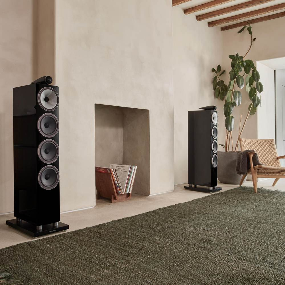 Обложка проекта: Hi-Fi оборудование в интеотерах.