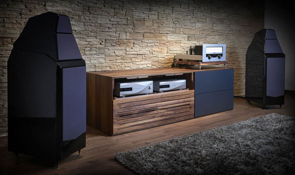 Hi-Fi оборудование в интеотерах.