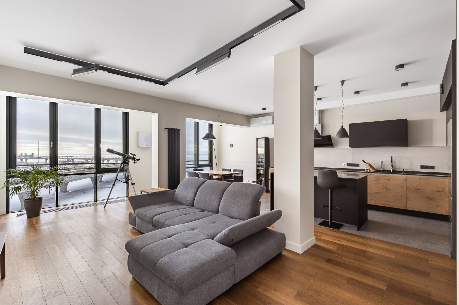 Фоновое изображение профиля Kira Konovalenko