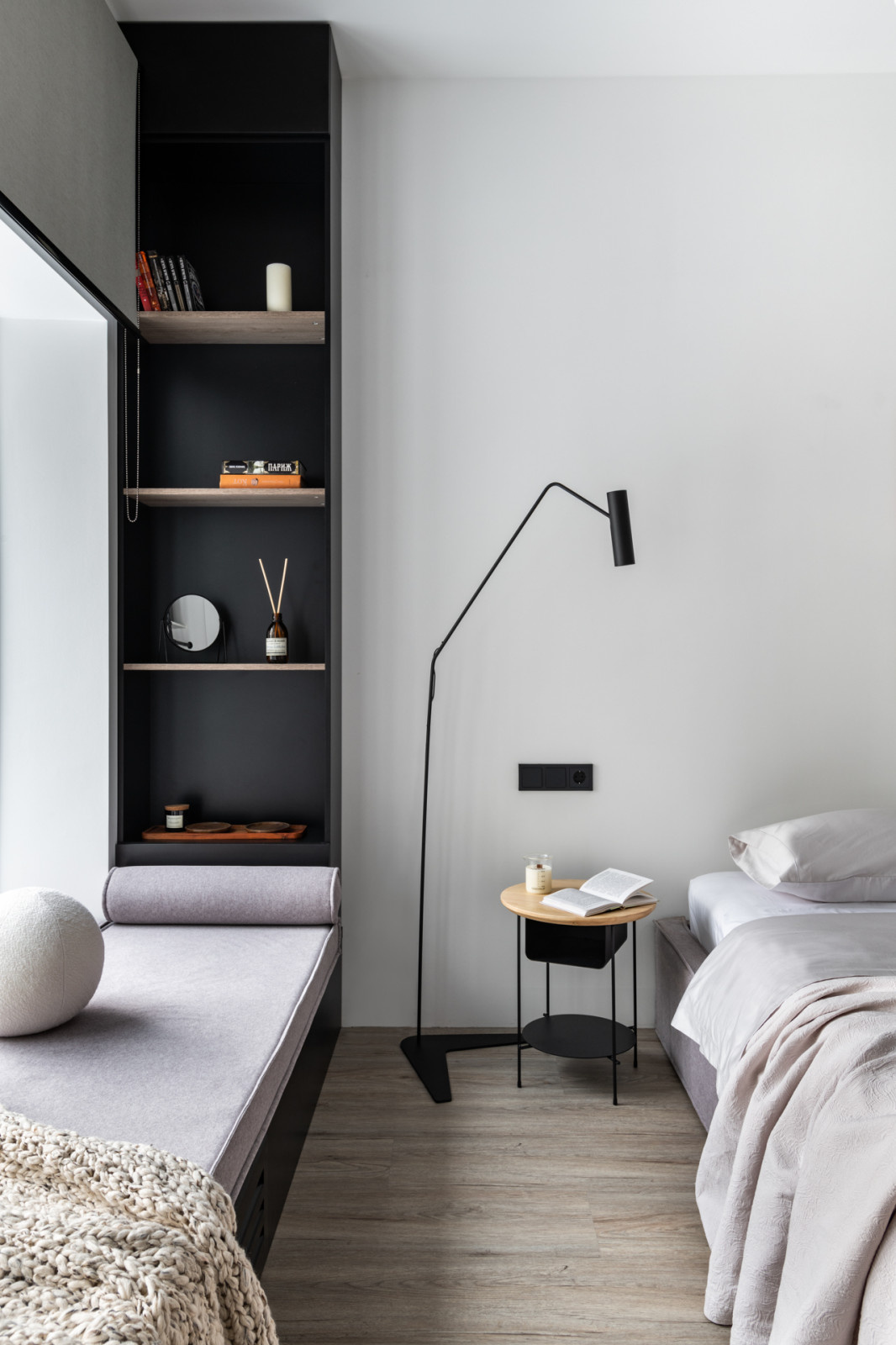 Light Minimal