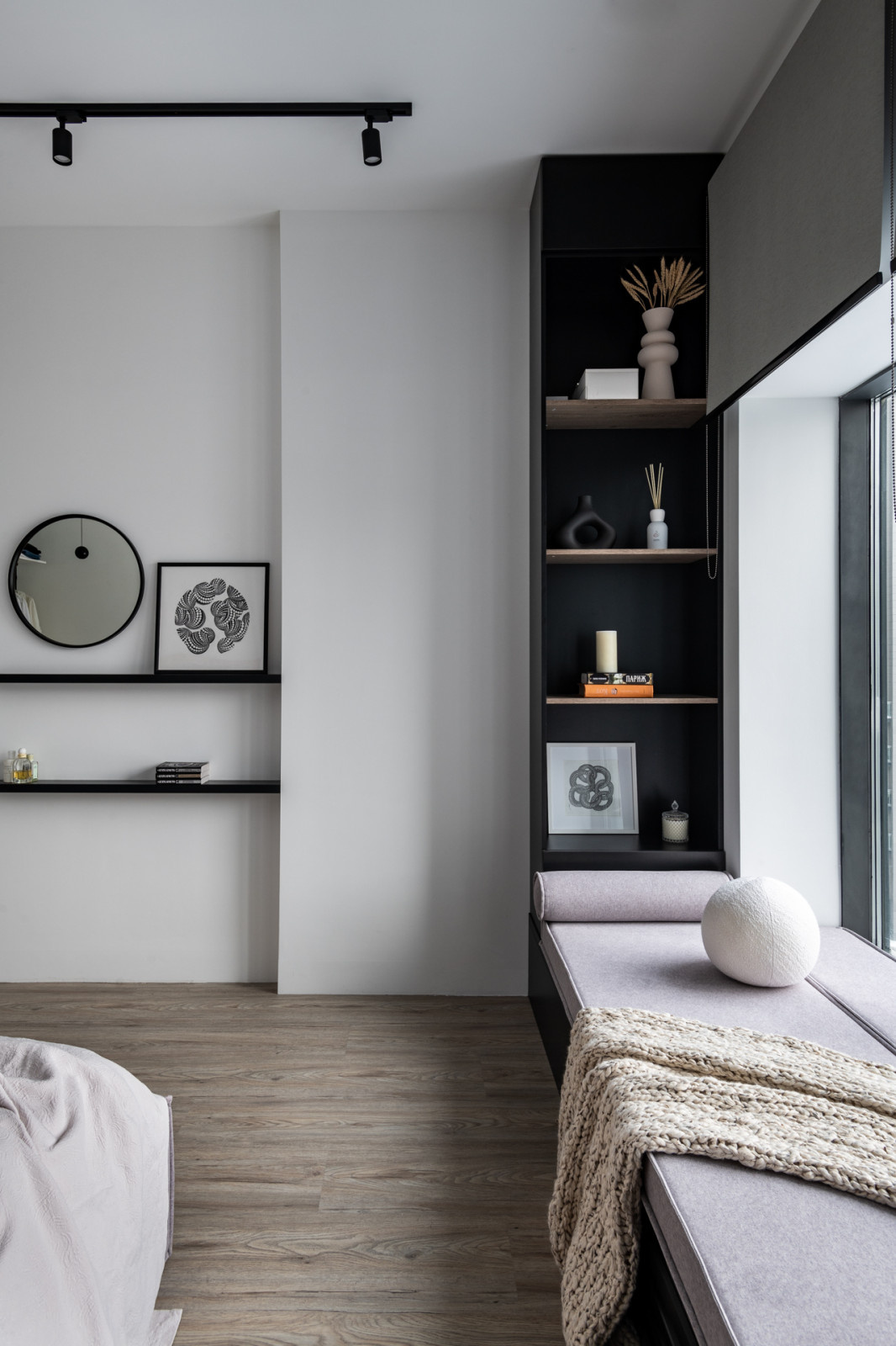 Light Minimal