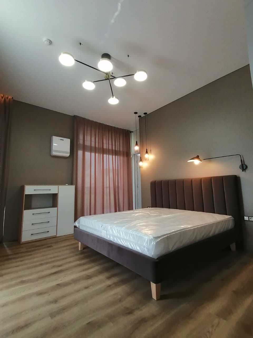 "Лахта-Парк" Квартира 100м2. 2 комн.
