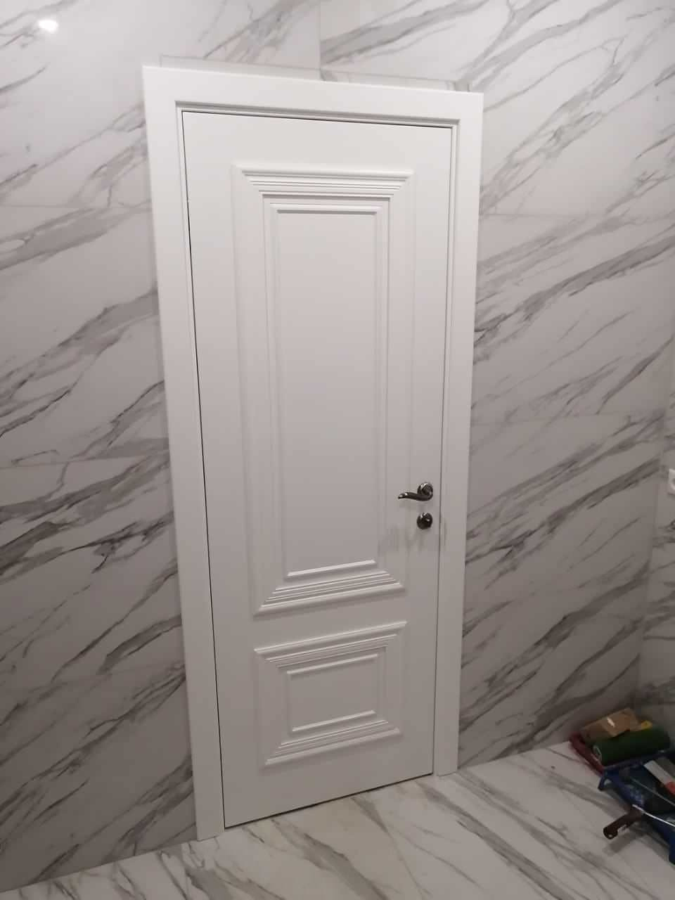 Двери в эмали