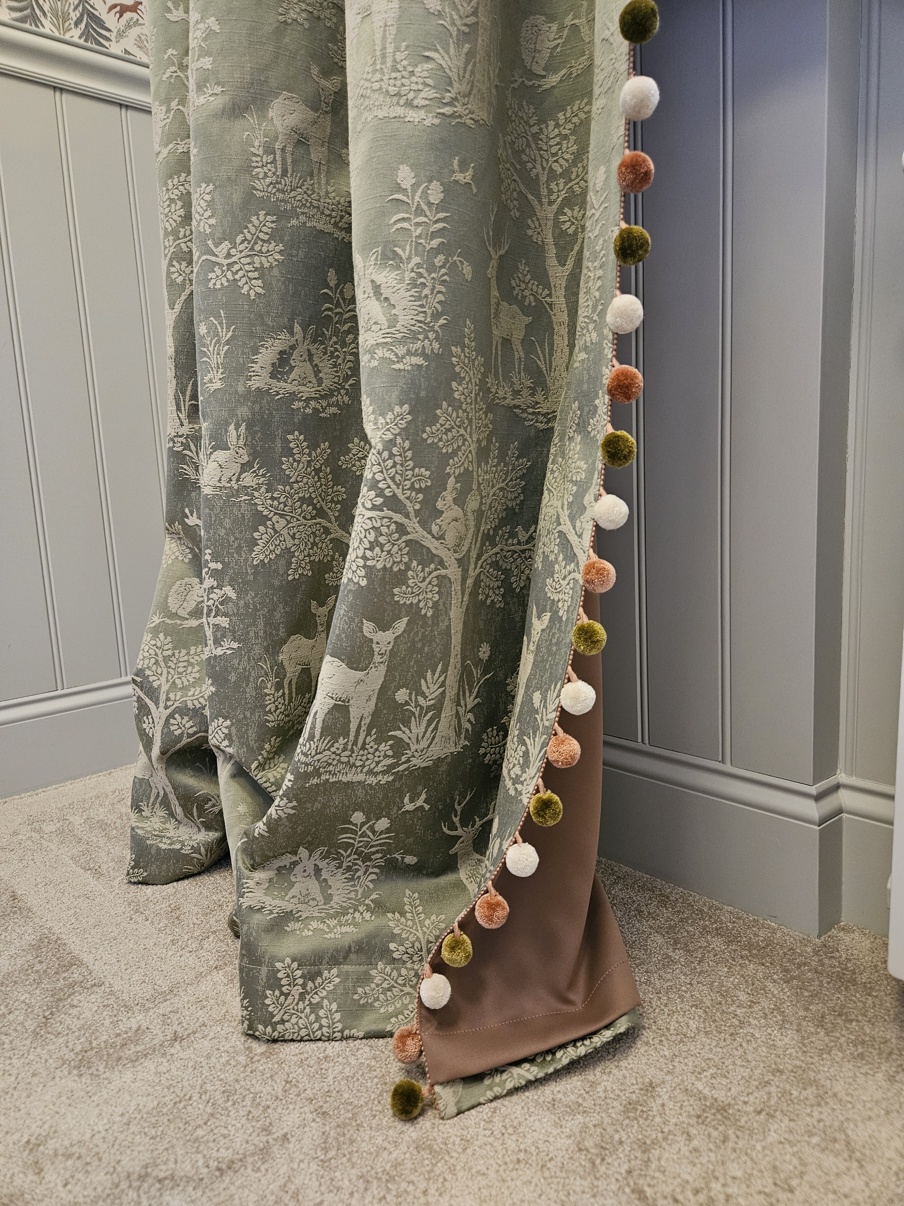 Обложка проекта: Ёжики с цветами