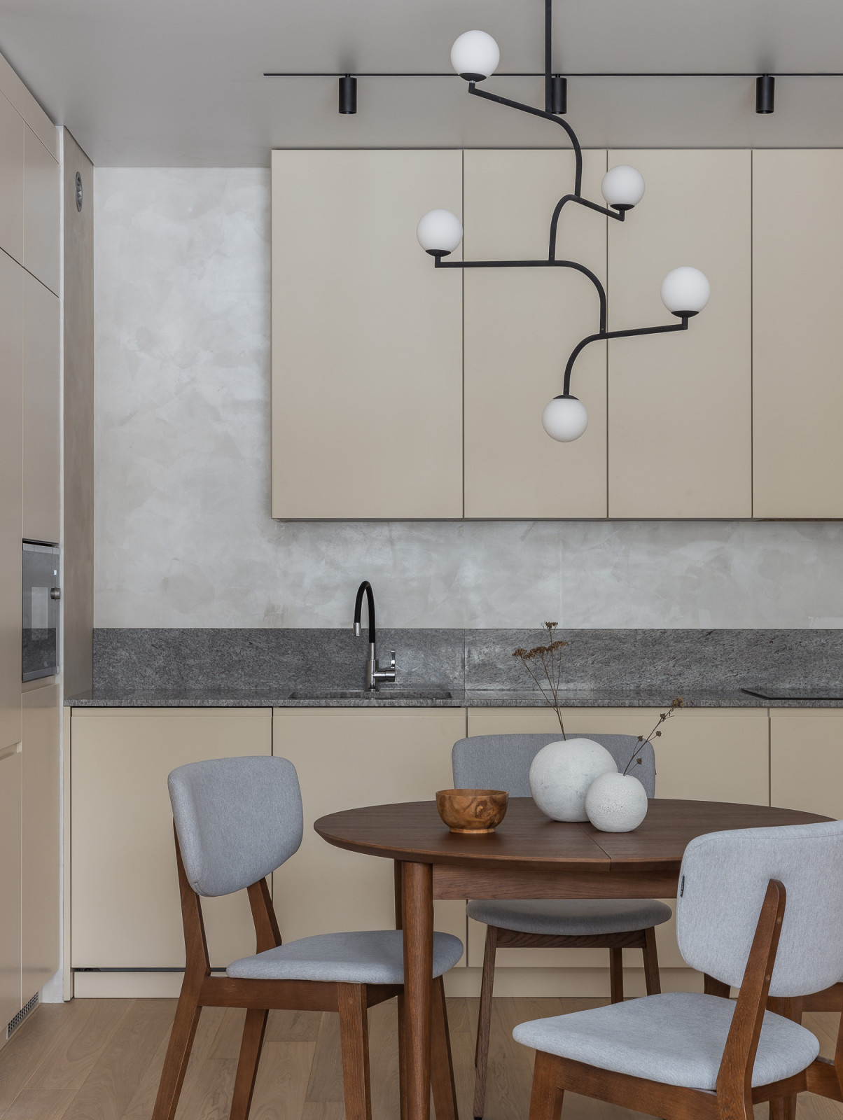 Фоновое изображение профиля Алена Медведева