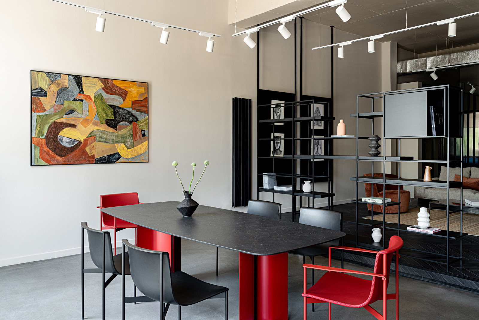 Шоурум Living Atmosphere в Алматы