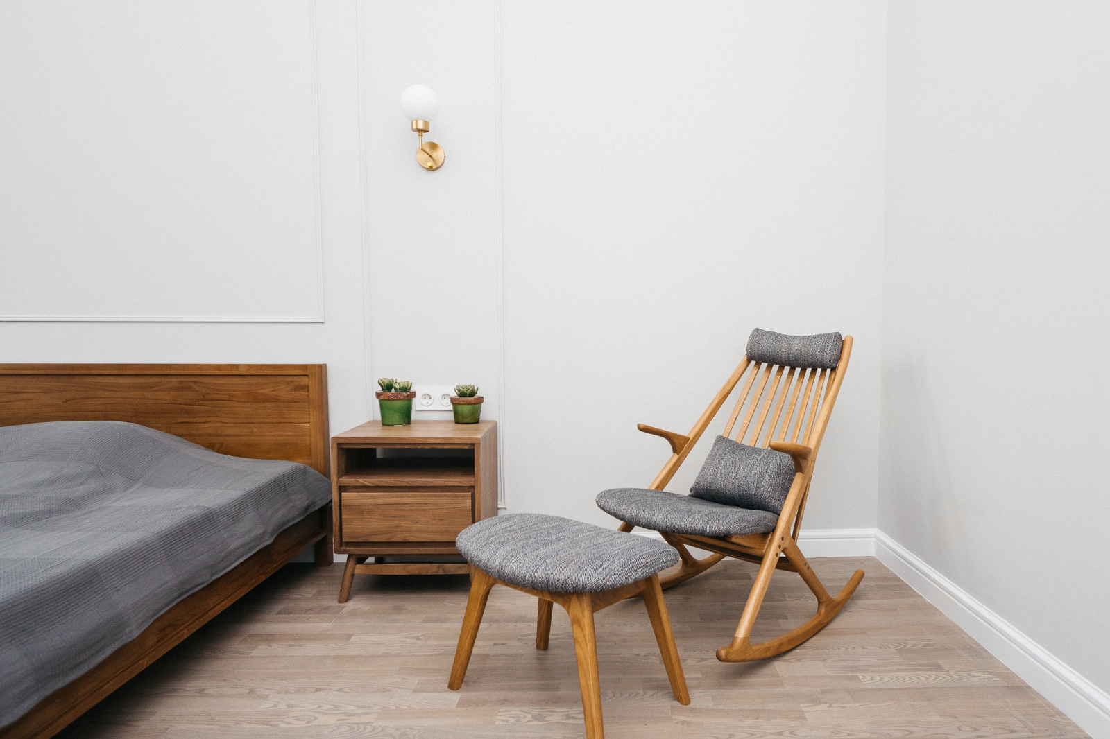 HOME STAGING
