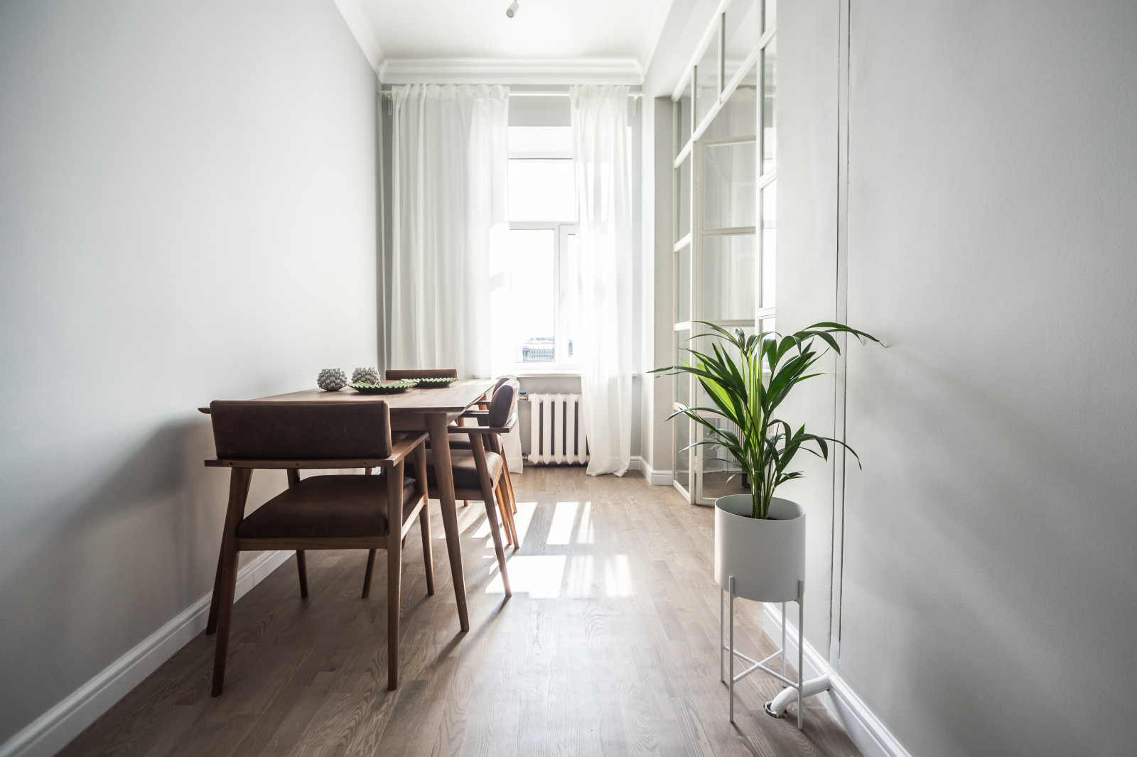 HOME STAGING