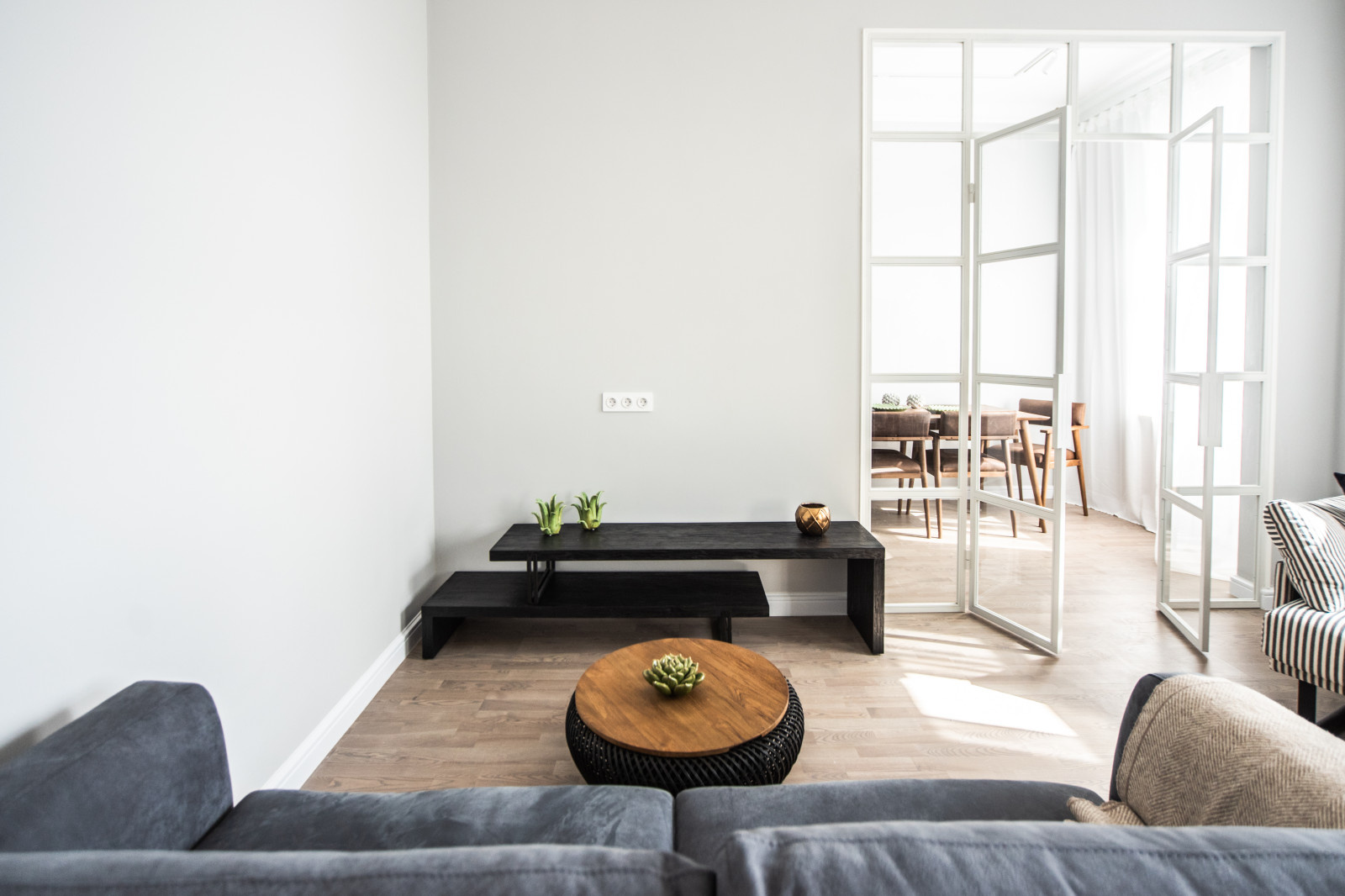 HOME STAGING