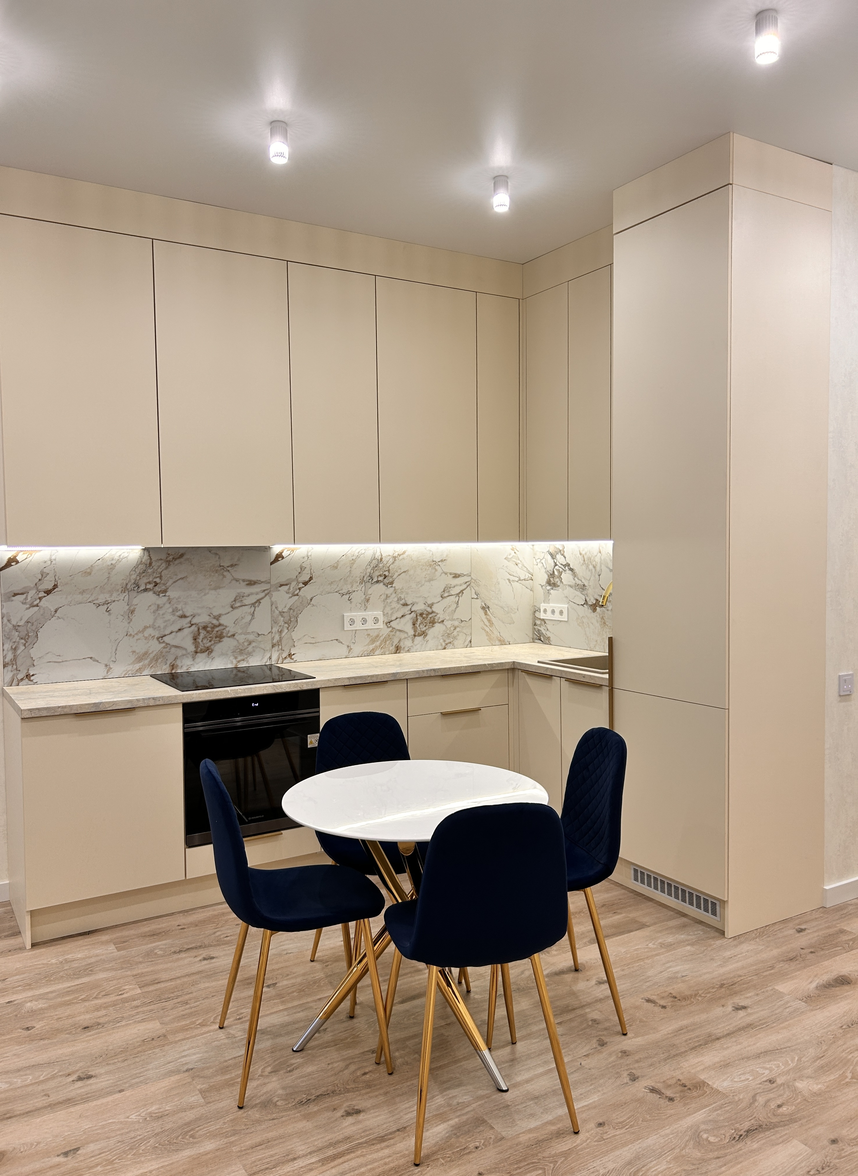 Квартира для девушки в ЖК "Зиларт"