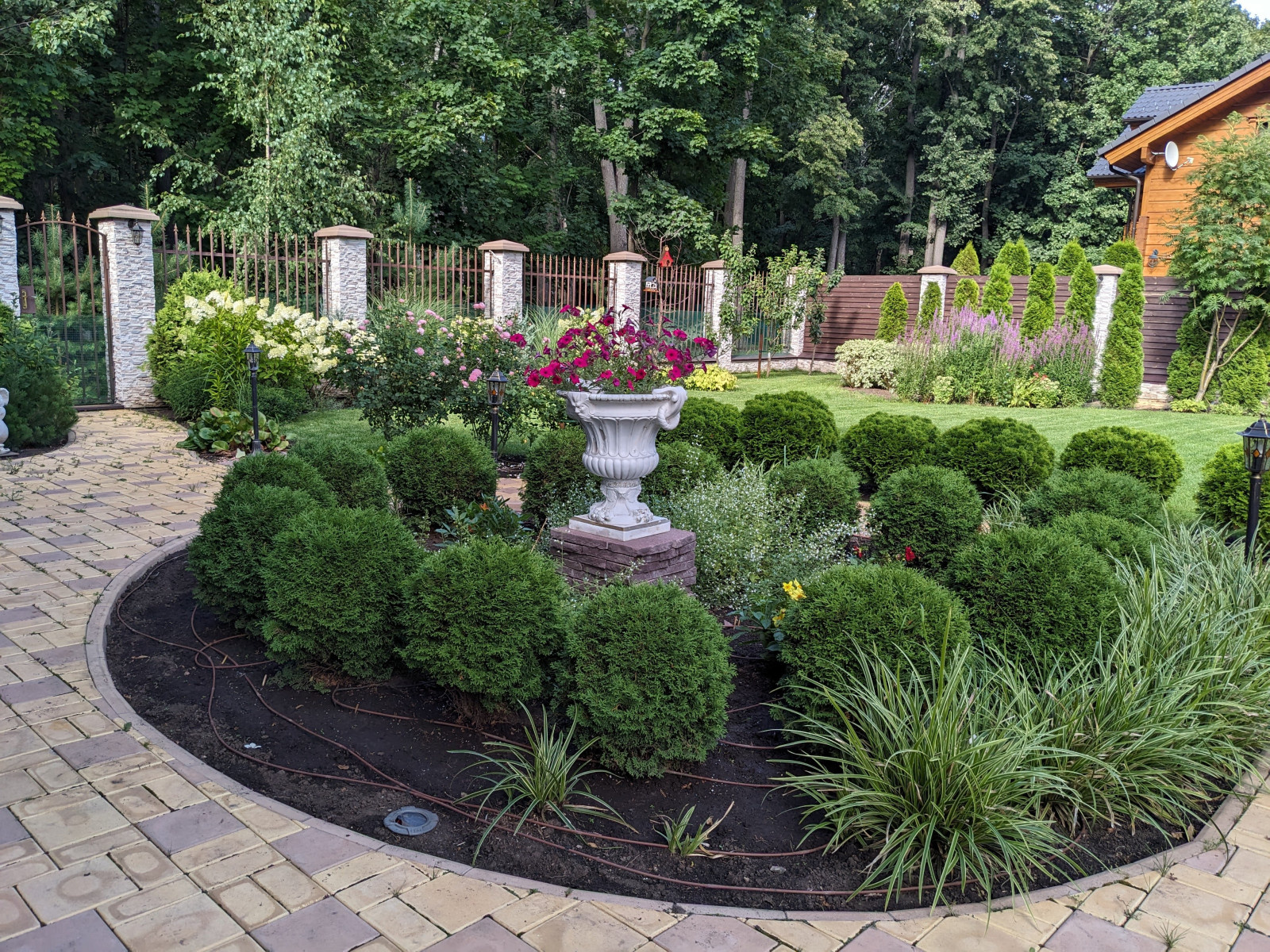 Фоновое изображение профиля Лера Яременко