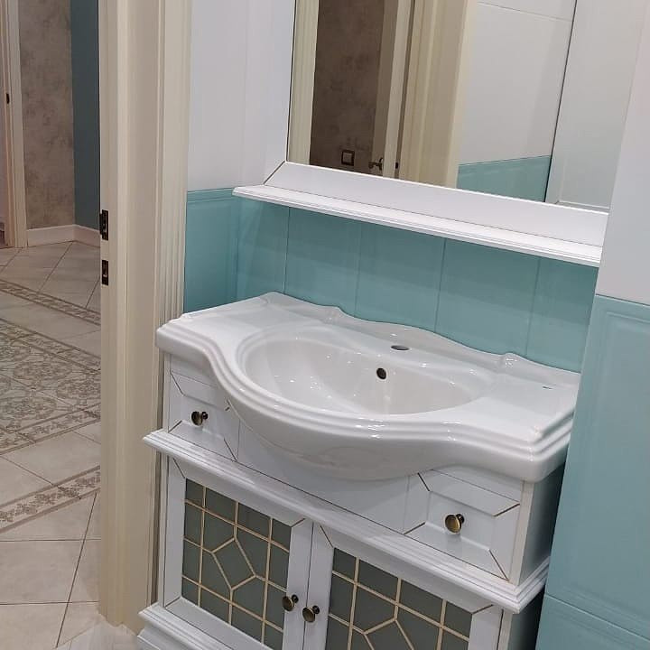 "По волнам"